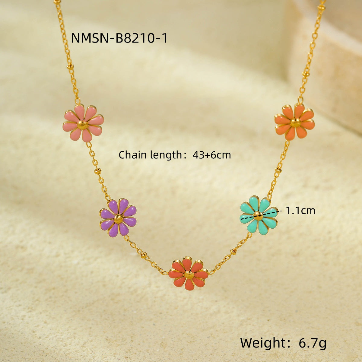Collar Minimalista de Margarita en Acero Inoxidable con Baño de Oro de 18K y Esmalte para Mujer