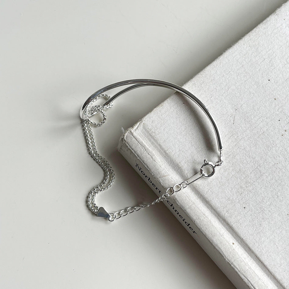 Bracciale Minimalista da Donna in Argento Sterling 925 con Catena a Cavo e Nodo Geometrico