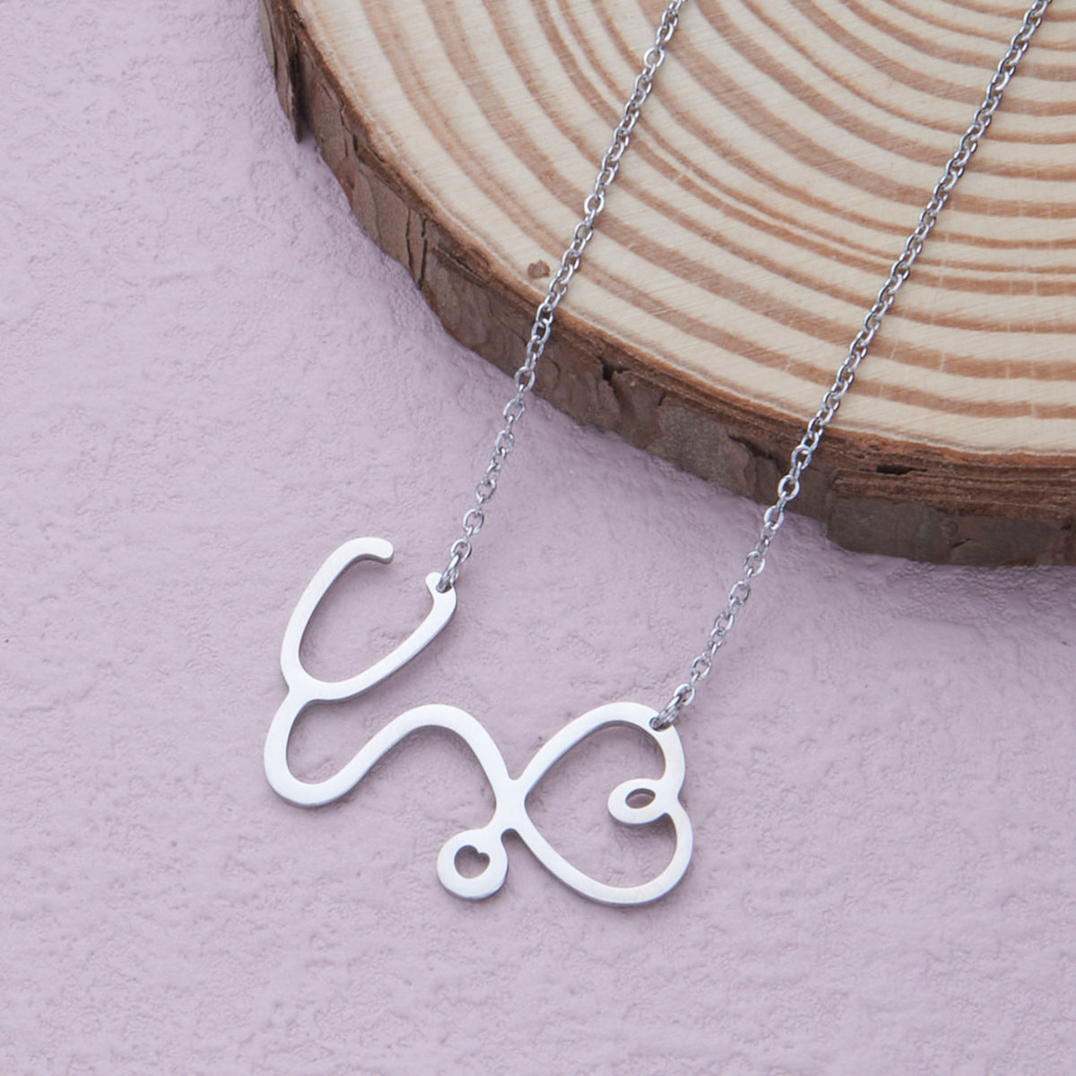 Collar con colgante de estetoscopio geométrico estilo punk para mujer en acero inoxidable con acabado pulido