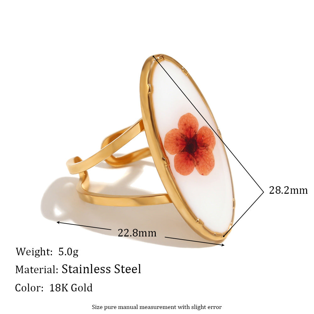 Anillo de acero inoxidable con textura martillada estilo vintage y baño de oro de 18 quilates, diseño floral de banda abierta ovalada para mujer