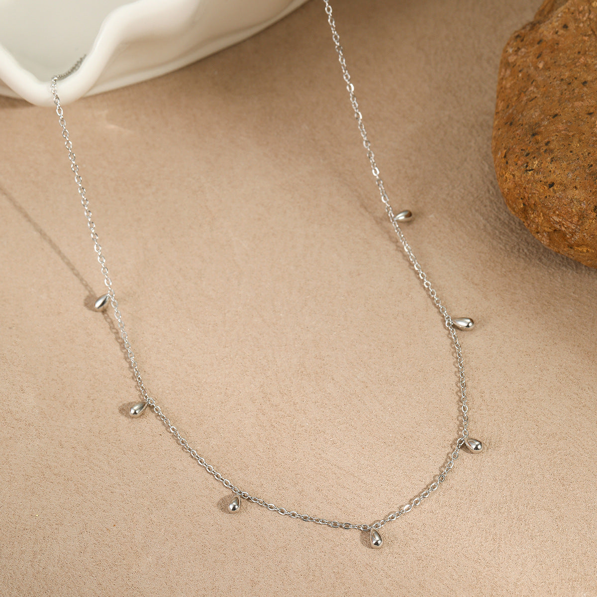 Minimalist Luxe Titanium Steel Drop Pendant Necklace with Fringe Detail and 18K Gold Plating for Women