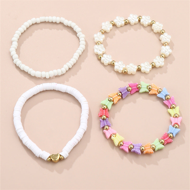 Set di braccialetti in perline fatti a mano minimalisti a forma di farfalla e cuore per bambini con perline in resina e plastica