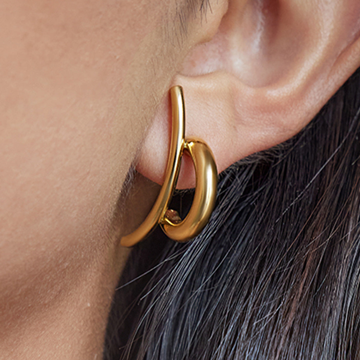 Minimalist Geometric Letter C Two-Tone Plated Stainless Steel Stud Earrings for Women