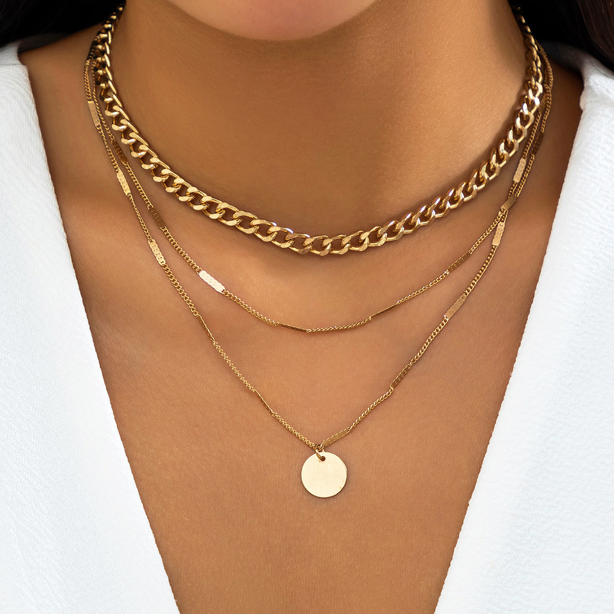 Minimalist Multi-Layer Curb Chain Necklace with Geometric Round Alloy Pendant for Women