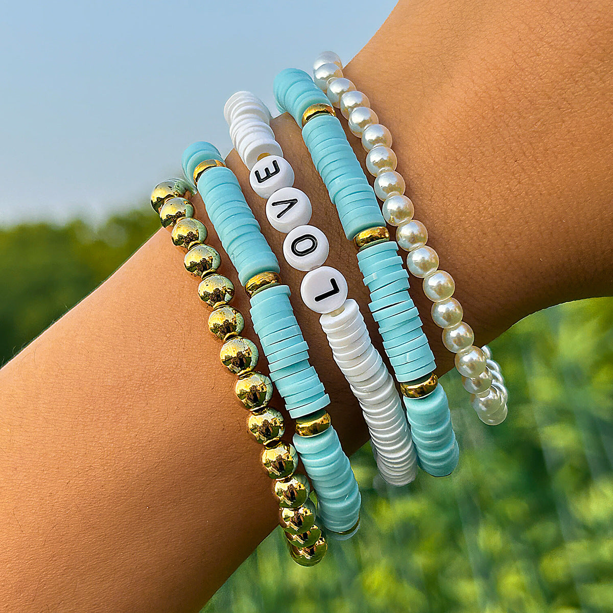 Bohemian Daisy Pearl Beaded Bracelet Set with Floral and Geometric Design for Women