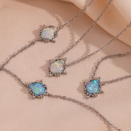 Collana con pendente da donna in opale australiano a forma di goccia in acciaio inossidabile vintage alla moda con finitura galvanica