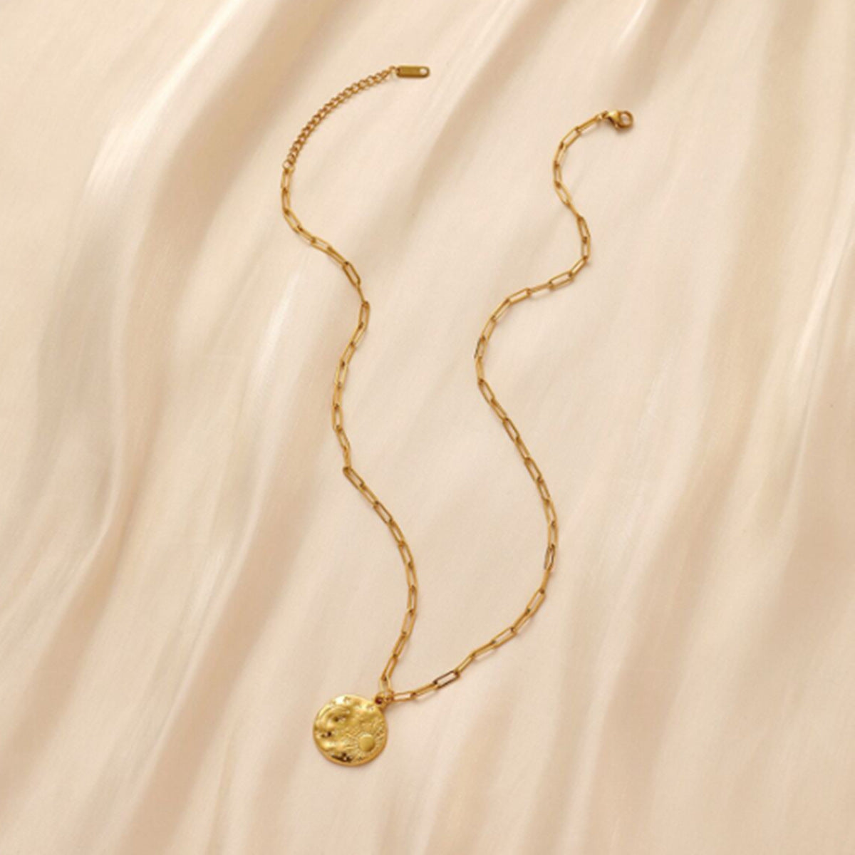 Minimalist Geometric Stainless Steel Polished Star Moon Sun Round Coin Pendant Necklace for Women