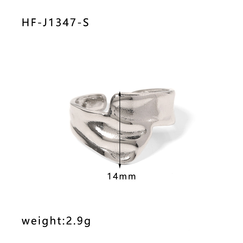 Anello da donna in acciaio inossidabile geometrico a forma di cuore, minimalista, con finitura placcata e design ispirato a una catena