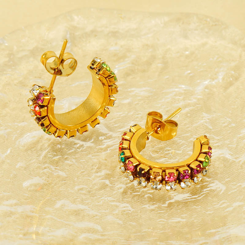 Orecchini da donna in acciaio inossidabile placcati oro 18 carati a forma di C geometrica, con intarsio di strass, alla moda