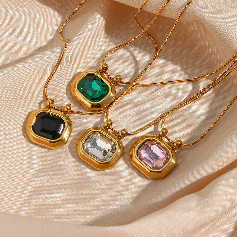 Collana da Donna con Pendente a Lucchetto in Zirconia Placcato Oro 18K in Acciaio Inossidabile, Design Geometrico Minimalista, Stile Vintage