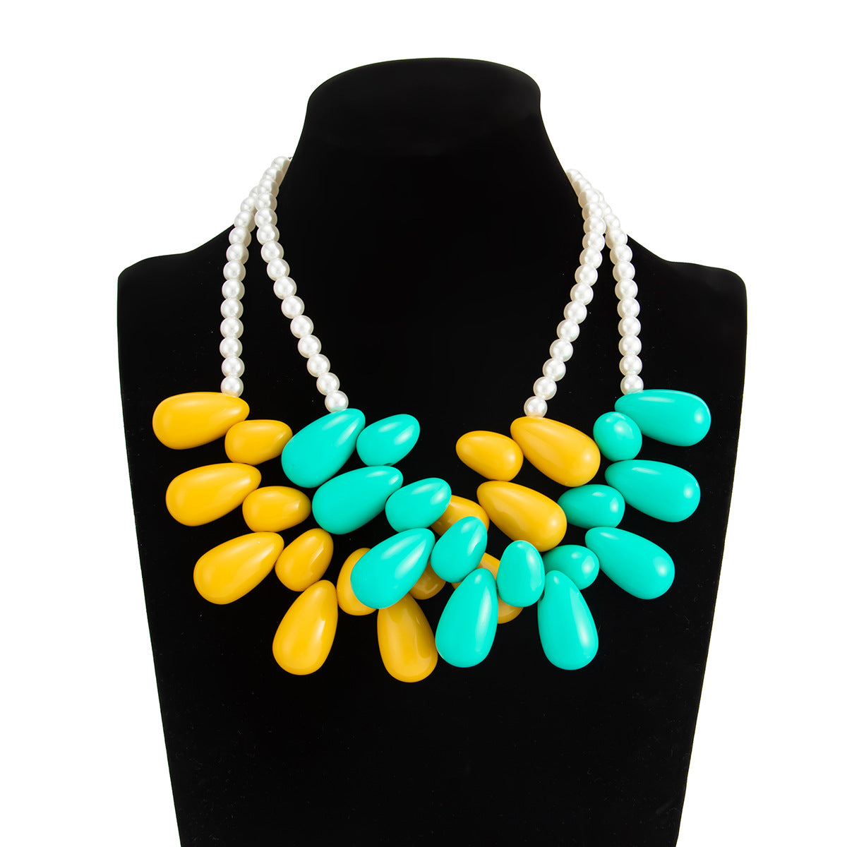 Minimalist Exaggerated Teardrop Oval Acrylic Bead Necklace Imitation Pearl Clavicle Chain