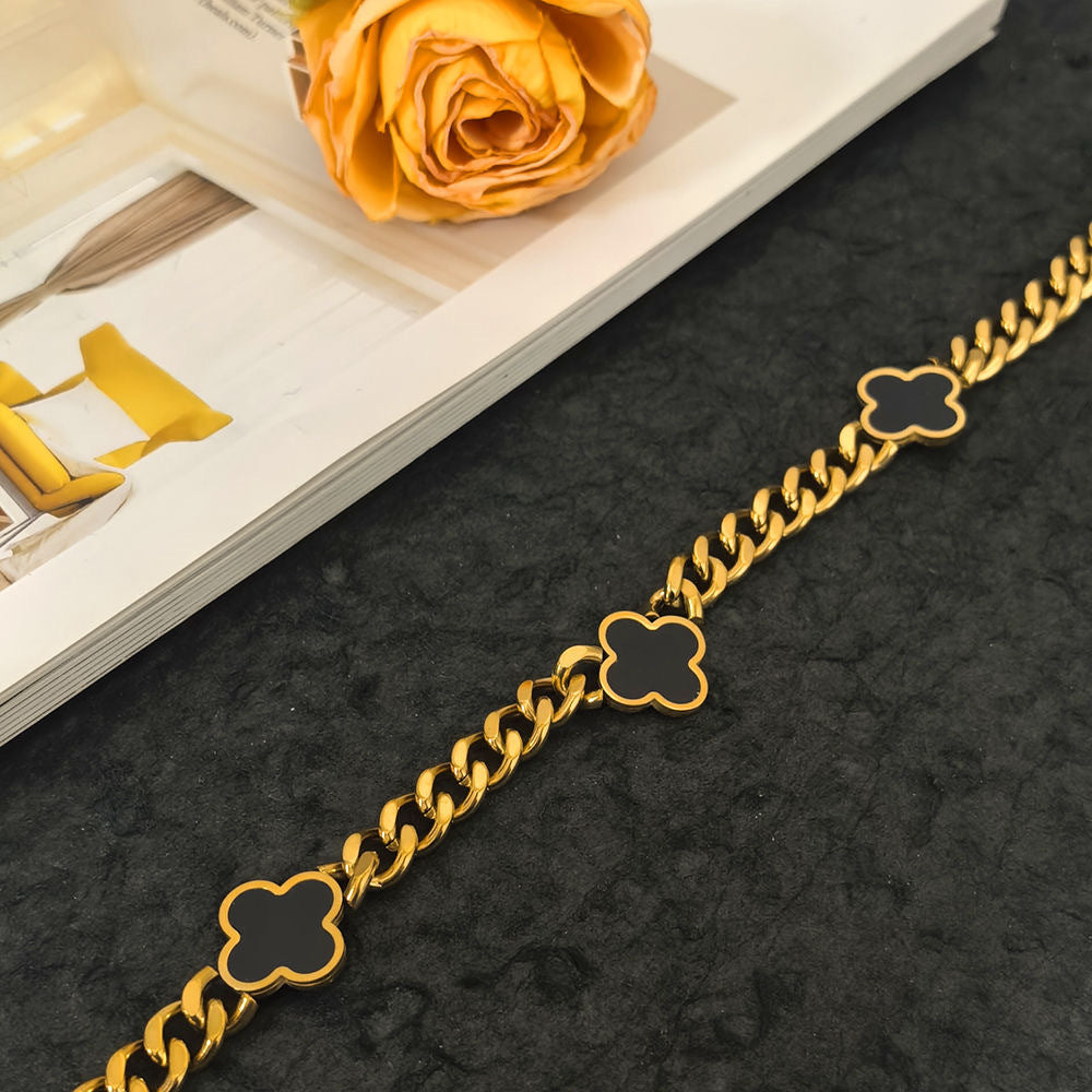 Vintage Luxury Gold Plated Titanium Steel Floral Pendant Necklace for Women