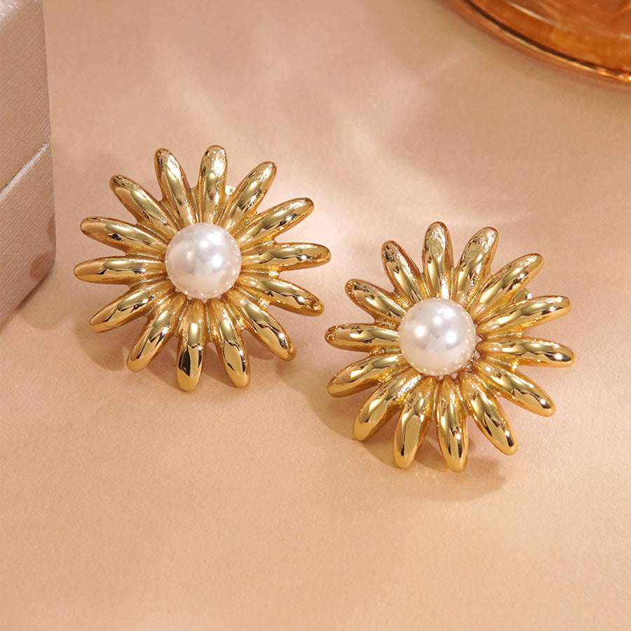 Elegant Geometric Round Stainless Steel Plated Pearl Earrings