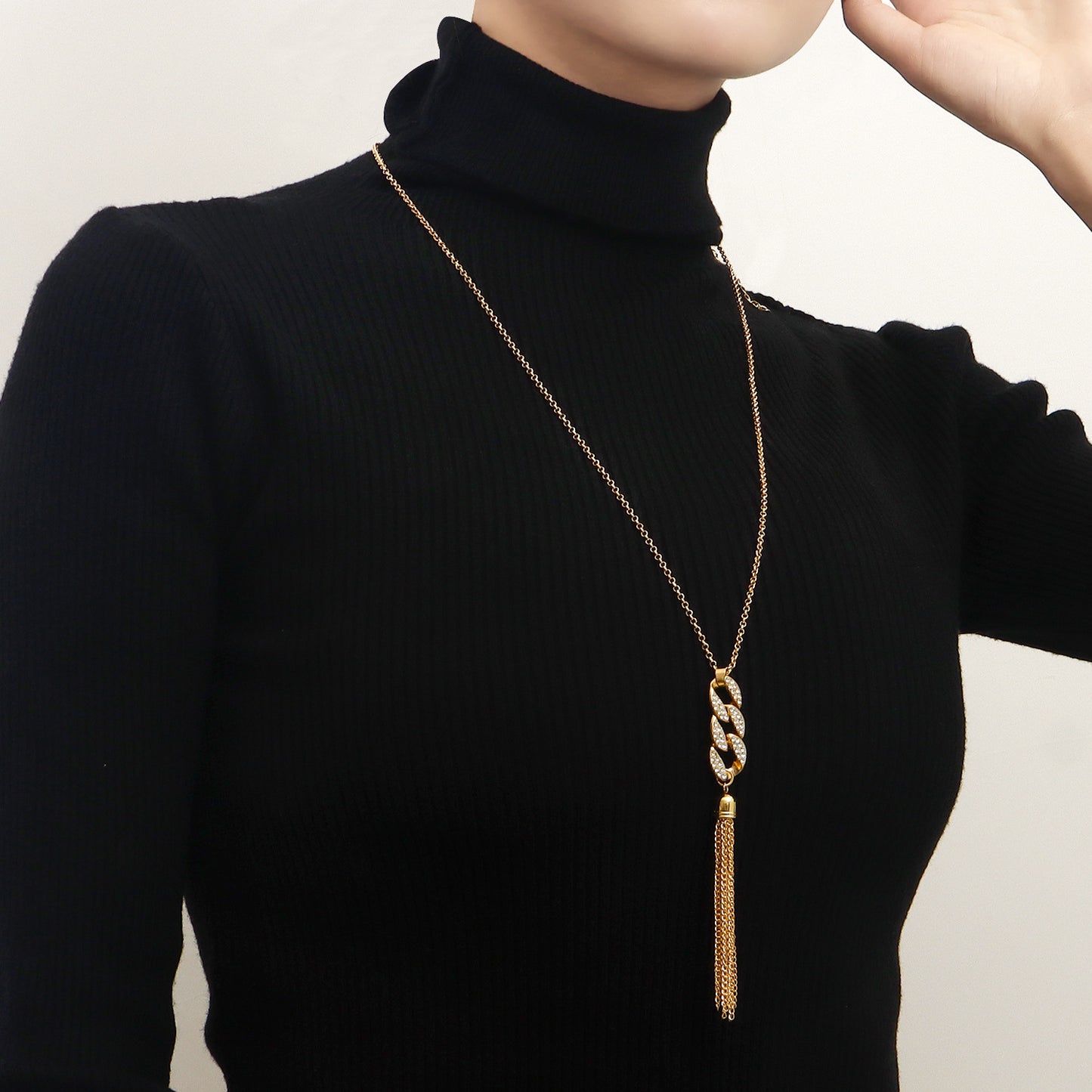 Minimalist Geometric Pendant Necklace with Tassel and Rhinestone Accents on Electroplated Alloy 8-Shape Chain for Women