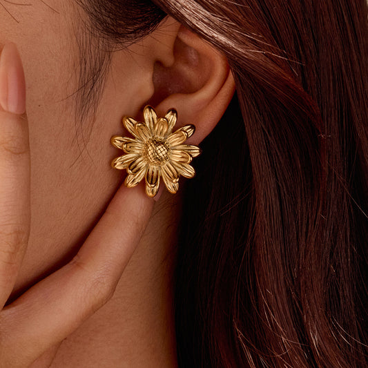 Fashionable Floral-Shaped Stainless Steel Stud Earrings with Plating Finish for Women