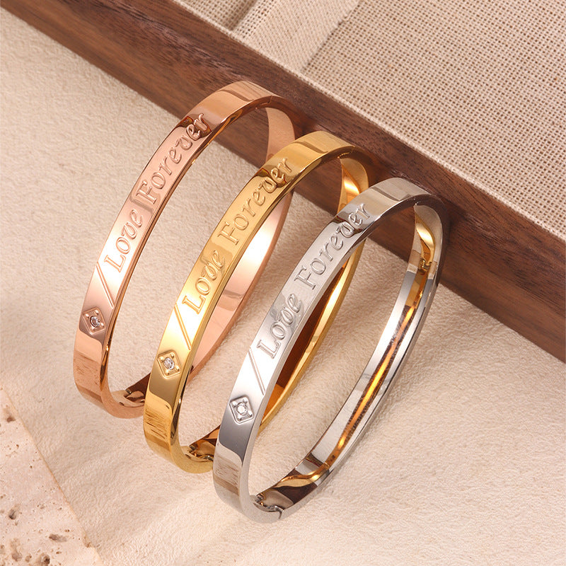 Minimalist Elegant 18K Gold Plated Oval Letter LOVE Stainless Steel Cuff Bracelet for Women