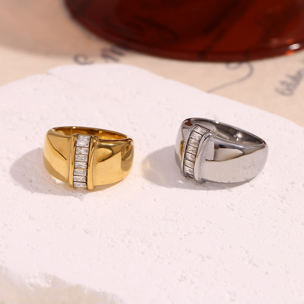 Anello geometrico minimalista da donna in acciaio inossidabile placcato oro 18 carati