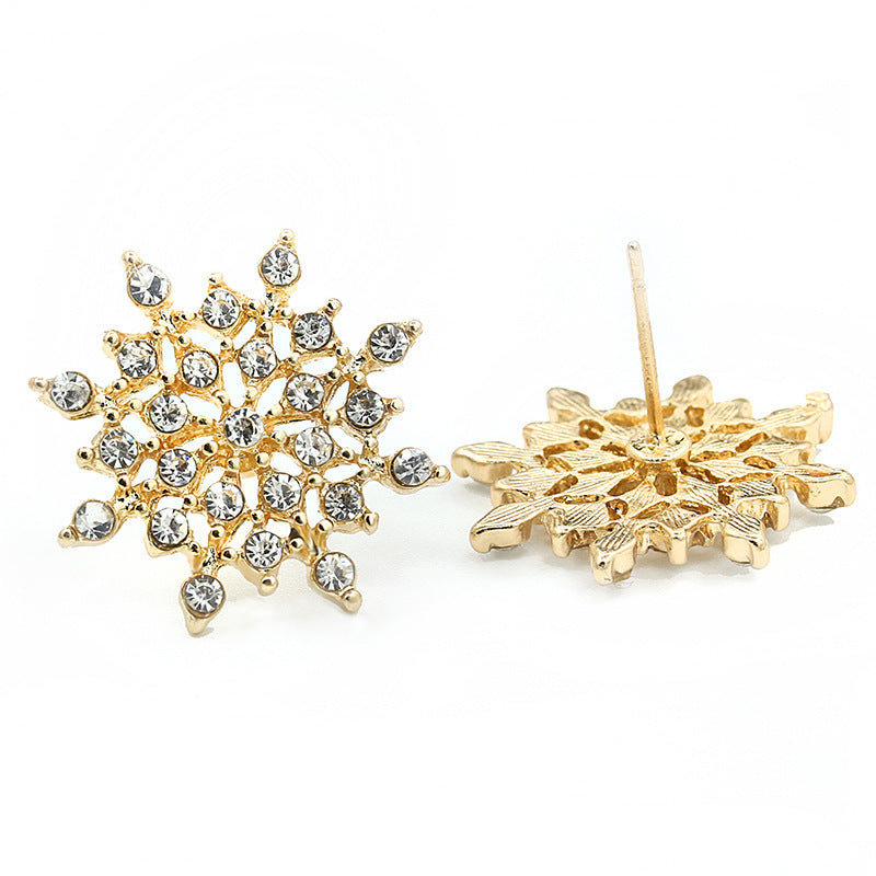 Pendientes minimalistas de astas de ciervo para mujer con acentos de copo de nieve de circonita en cobre chapado y postes de acero inoxidable