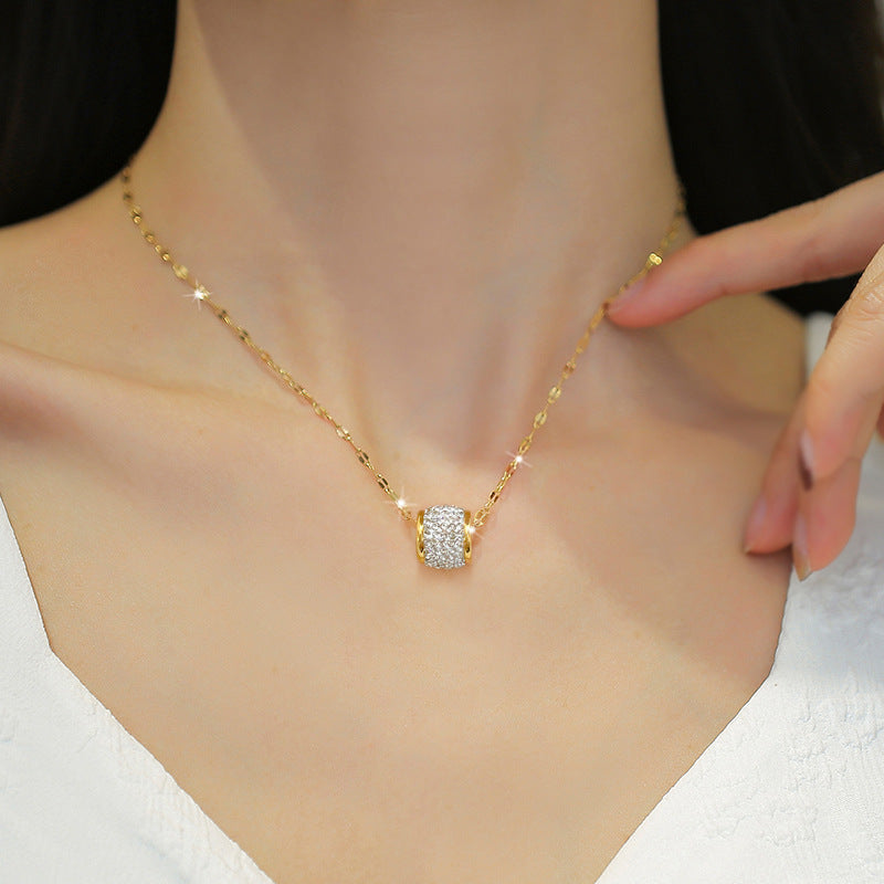 Minimalist Titanium Steel Geometric Pendant Necklace for Women with Rhinestone Inlay and Gold Plated Finish, Clavicle Chain