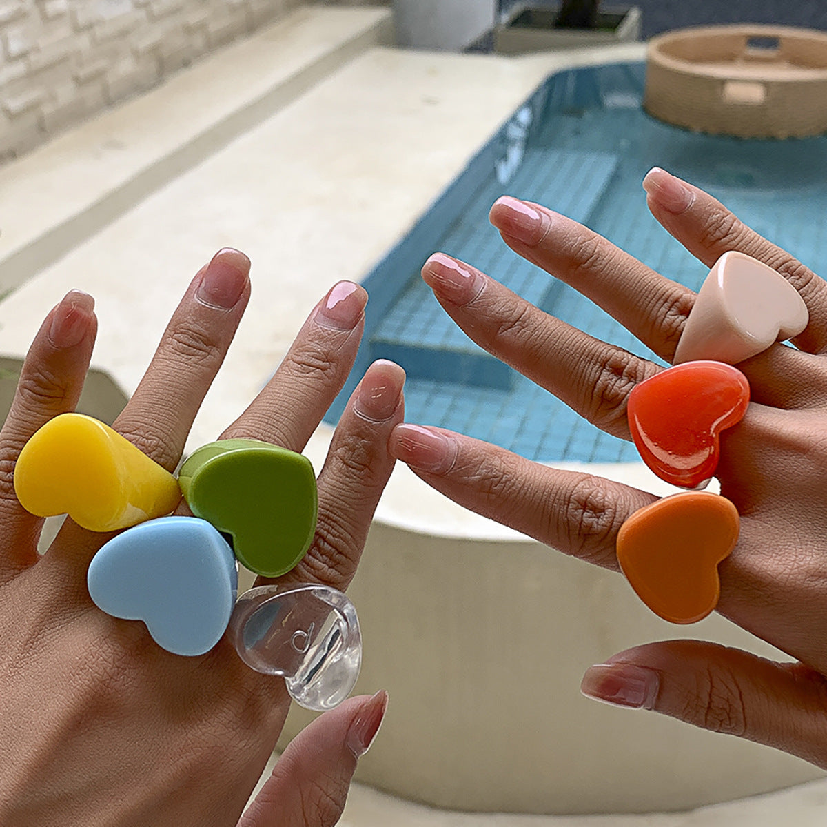 French Vintage Style Heart-Shaped Resin Ring for Women with Pastel Macaron Color and Artisanal Injection-Molded Finish