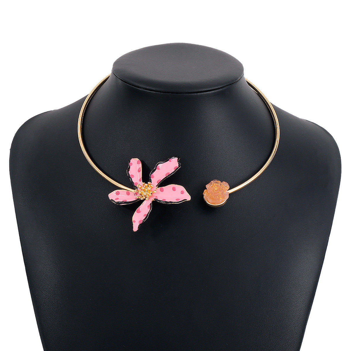Sweet and Edgy Floral Polka Dot Earrings for Women Made of Alloy with Enamel Finish