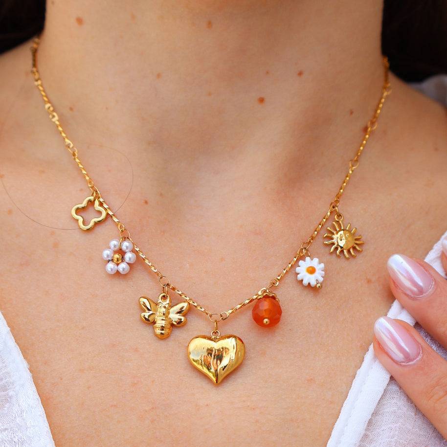 Collana Pendente Vintage a Stella in Acciaio al Titanio con Accenti di Perle e Catena a O Placcata Oro 18K per Uso Unisex