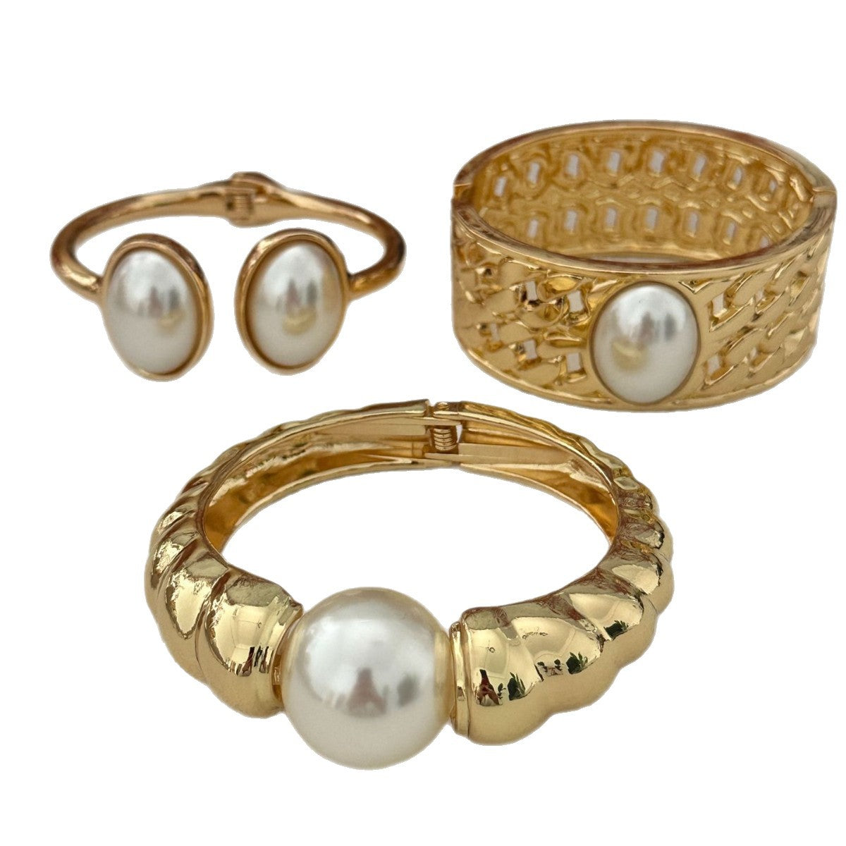 Vintage Luxury Geometric Alloy Plated Pearl Bracelet