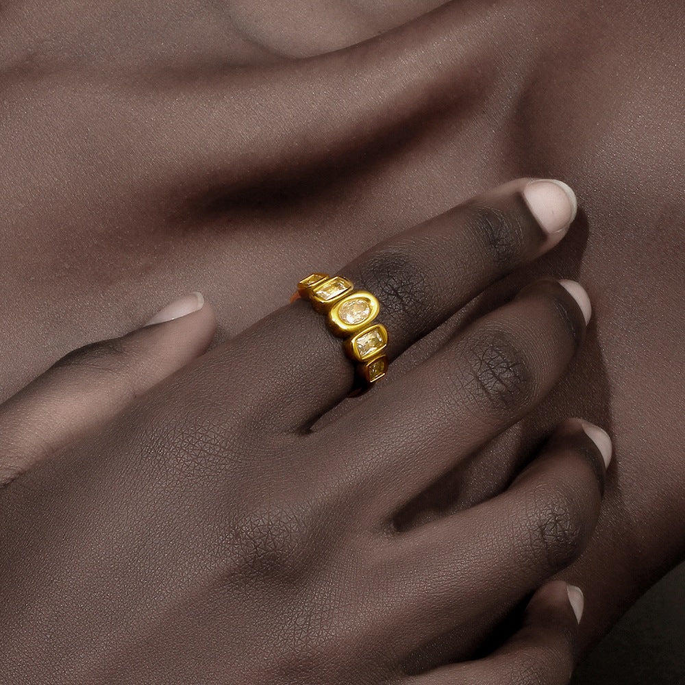 Minimalist Geometric Ring in 316L Stainless Steel with 18K Gold Plating and Zirconia Inlay for Women