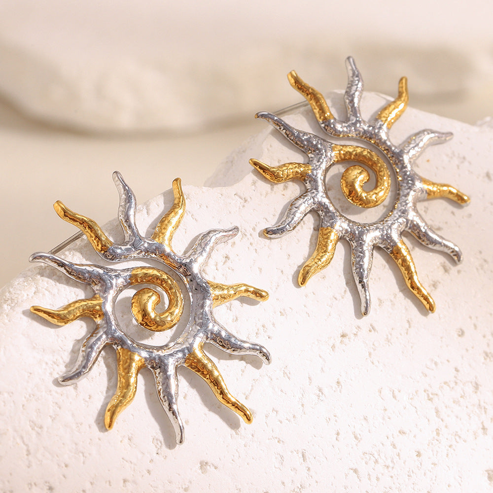 Orecchini a perno da donna a forma di sole, geometrici e minimalisti, in acciaio inossidabile placcato oro 18K
