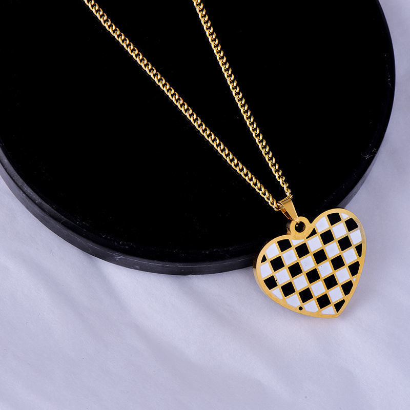 Minimalist Heart-Shaped Titanium Steel Pendant Necklace with Black-and-White Checkerboard Pattern on O-Chain for Women