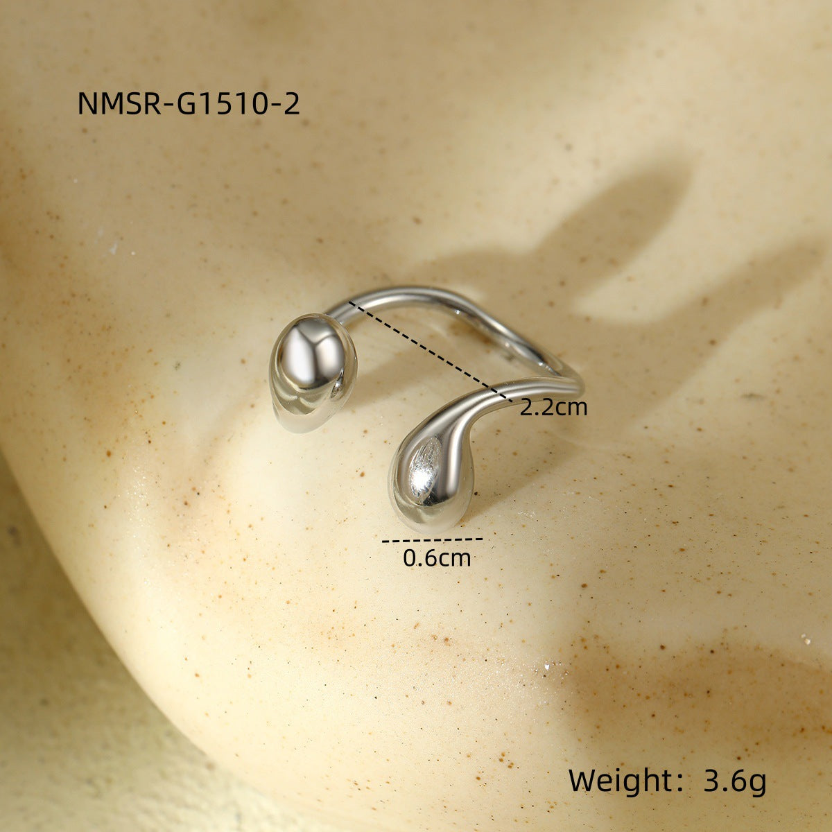 Fashion Minimalist Irregular Round Titanium Steel Bracelet Set with Electroplated Finish for Women