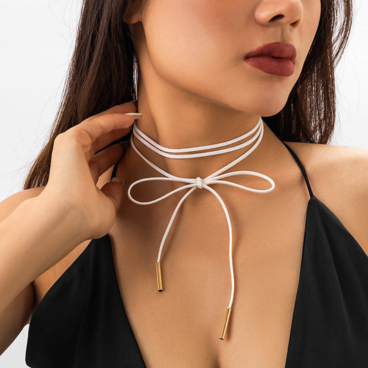 Dulce Gargantilla de Cinta de Terciopelo con Colgante de Aleación Punk Plateada con Lazo y Borlas para Mujer Barra de Amuletos DIY