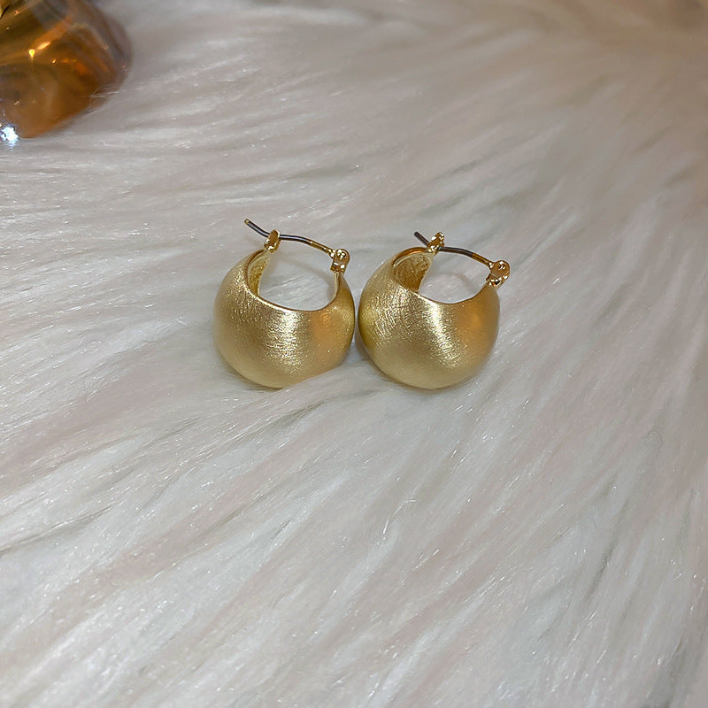 Orecchini da Donna a Cerchio Geometrico in Metallo e a Perno a Cuore, Stile Vintage con Finitura Placcata