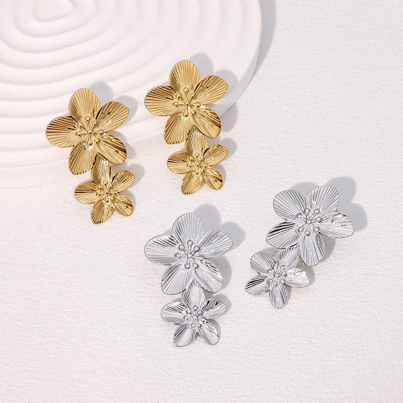 Vintage Floral Stainless Steel Gold-Plated Stud Earrings for Women Minimalist Luxury Fashion Accessory