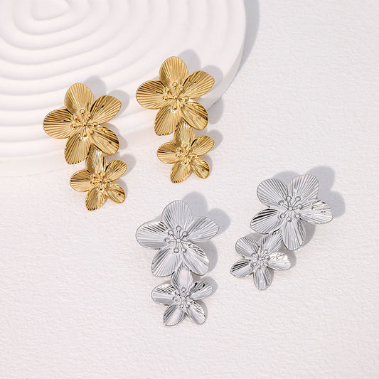 Pendientes de botón chapados en oro de acero inoxidable con diseño floral vintage para mujer, accesorio de moda de lujo minimalista