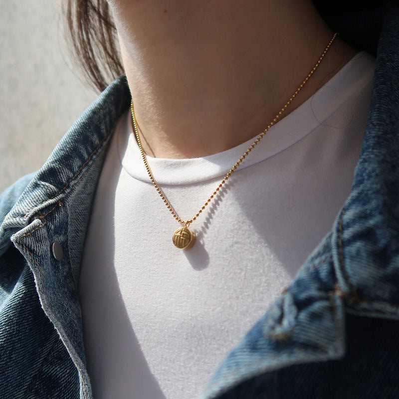Minimalist Chinese Style Double-Sided Fu Character Pendant Necklace in Titanium Steel with Plated Finish for Women and Men