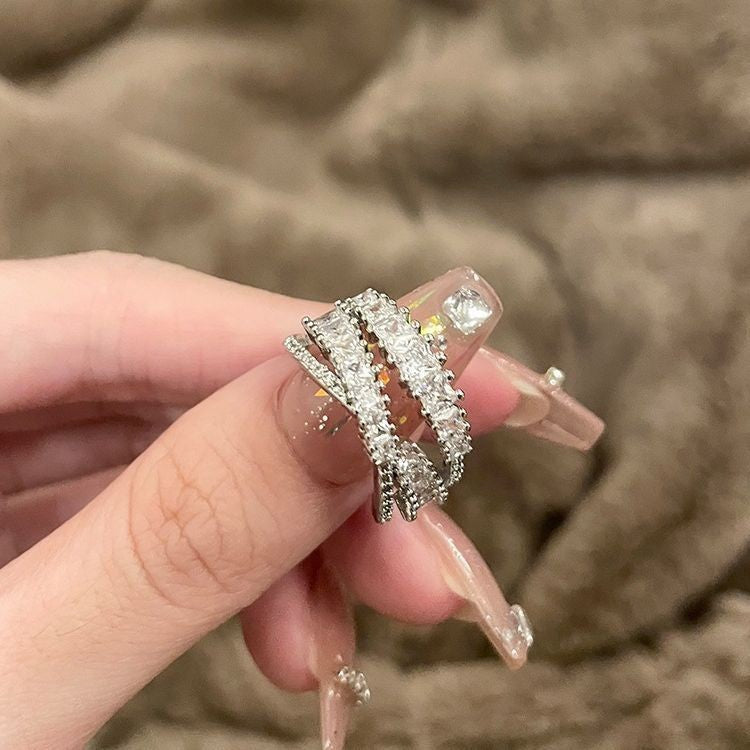 Anello elegante e geometrico ispirato alle perle con intarsio in zircone da donna, anello minimalista alla moda da dito indice, gioielli di lusso per le mani