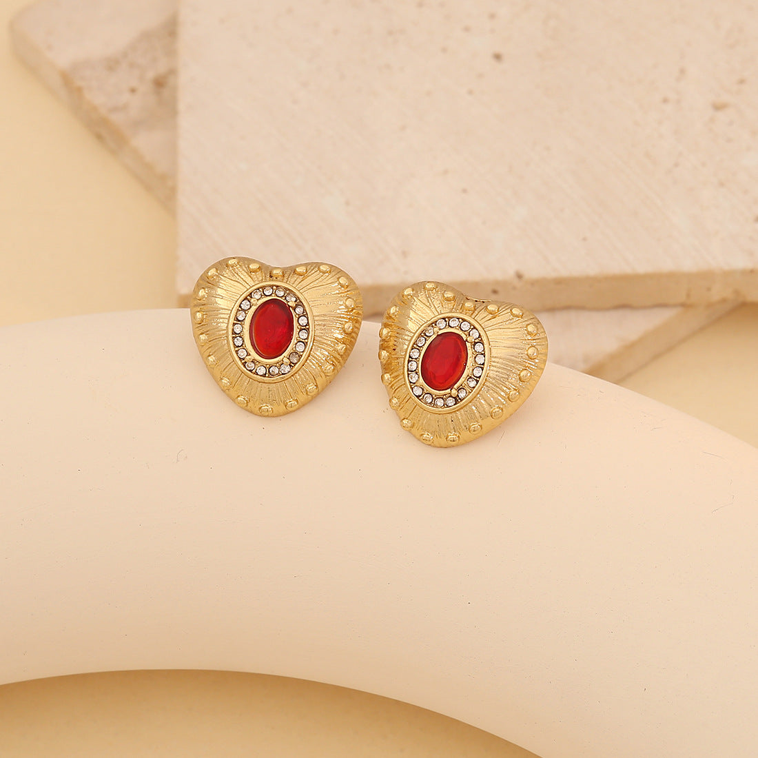 Vintage Romantic Heart-Shaped Titanium Steel Stud Earrings with Zircon Accents and Plated Finish