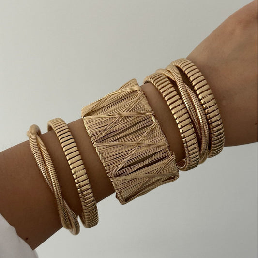 Minimalist Brushed Plated Geometric Alloy Bangle for Unisex
