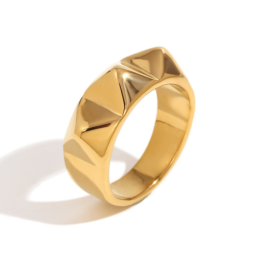 Anello a Cuore Geometrico Punk in Acciaio Inossidabile con Placcatura in Oro 18K da Donna