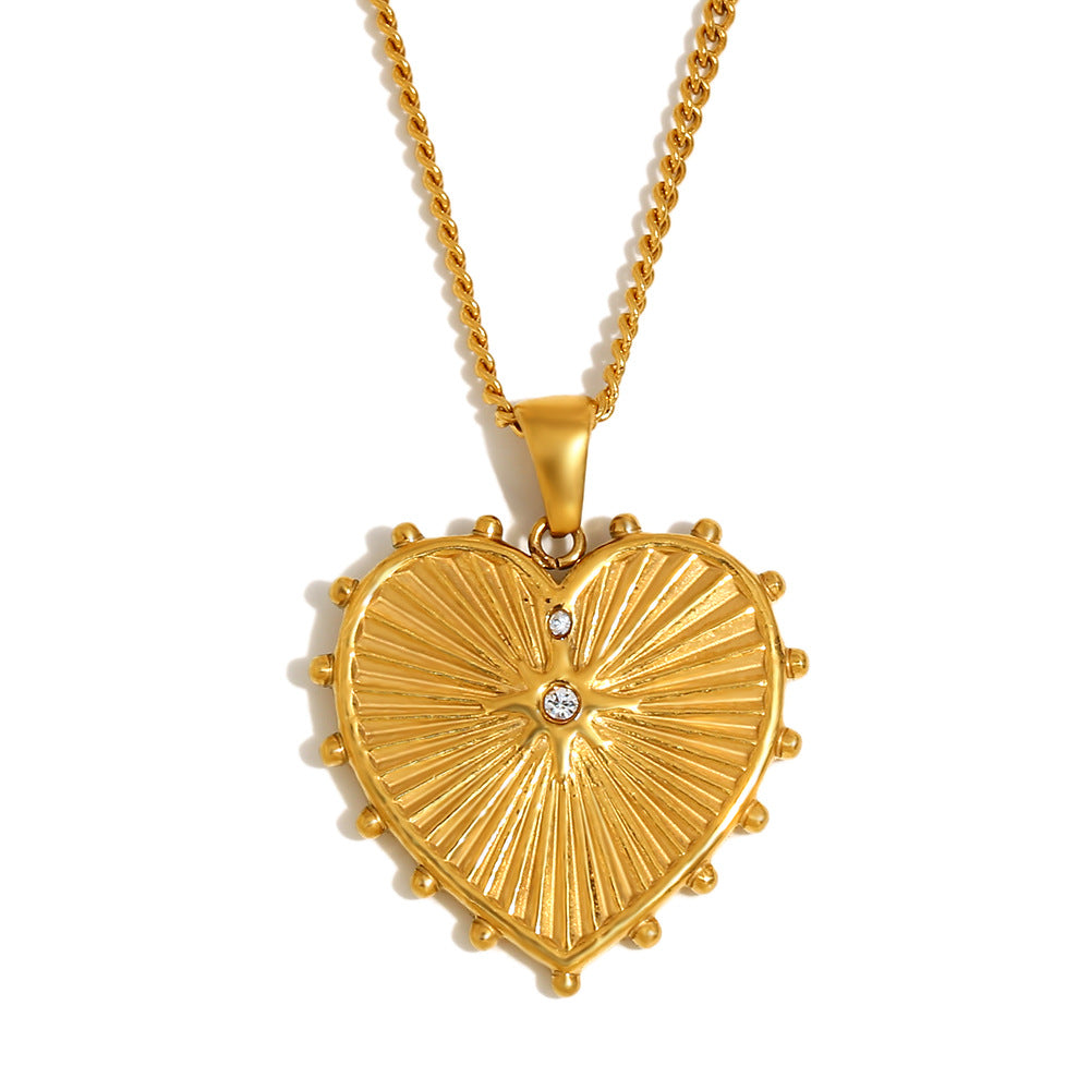 Fashionable Heart-Shaped Stainless Steel Pendant Necklace with 18K Gold Plating and Rhinestone Accents for Women
