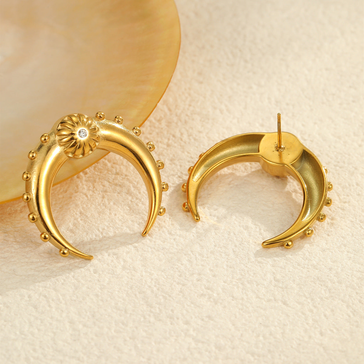 Orecchini da donna minimalisti in acciaio inossidabile a forma di luna e corno, placcati oro 18K