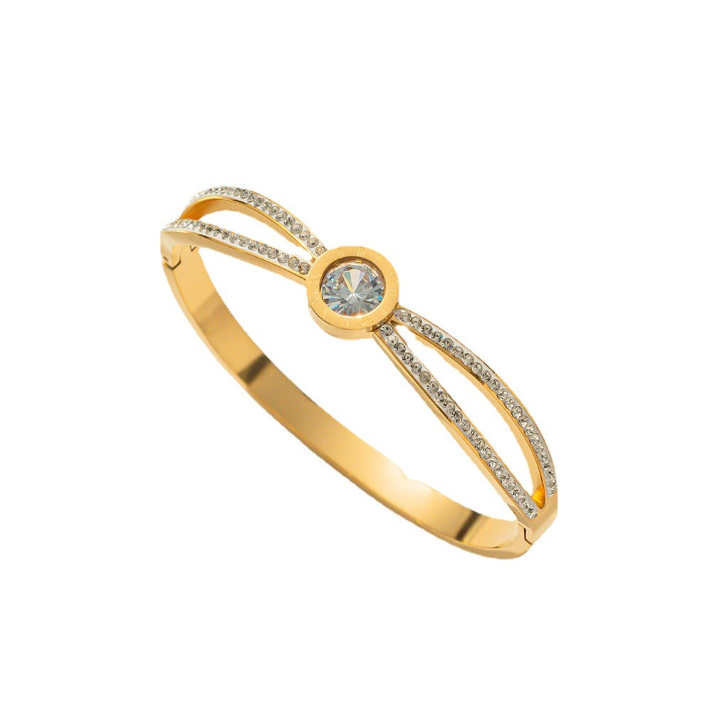 Romantic Double-Ring Rose Gold Plated Titanium Steel Bracelet for Women with Zircon Accents, Geometric Circular Design, Fashionable and Creative Accessory
