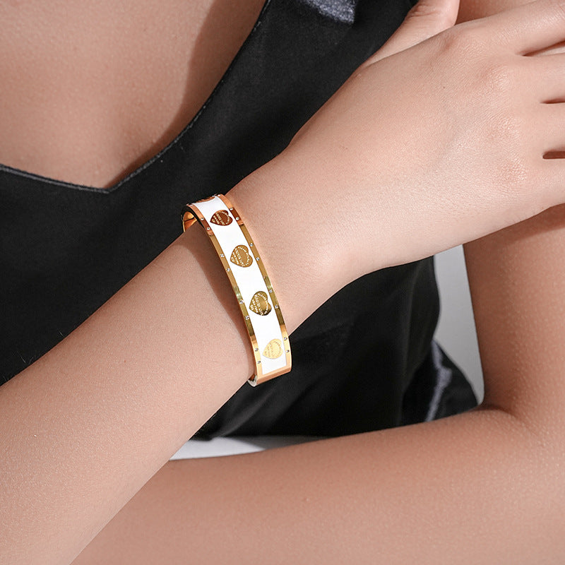 Bracciale Minimalista in Acciaio Inossidabile da Donna con Placcatura in Acciaio al Titanio e Intarsio di Strass a Forma Geometrica Ovale