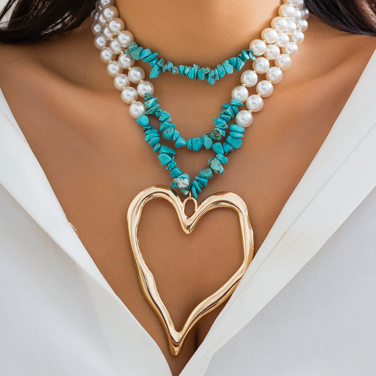 Vintage Heart Turquoise Inlay Alloy Pendant Resin Beaded Necklace for Women
