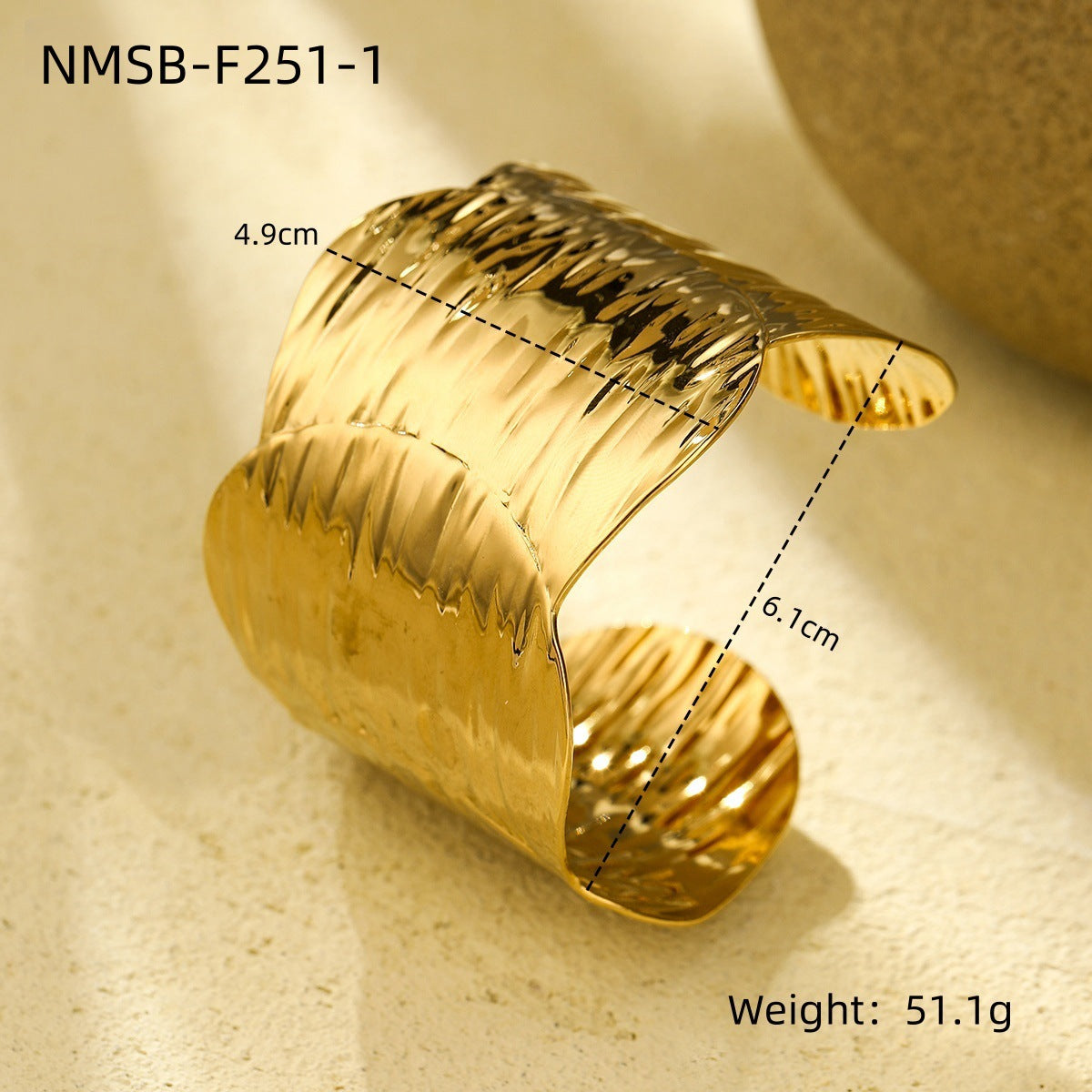 Bracciale da donna in acciaio inossidabile geometrico alla moda con placcatura in oro 18K