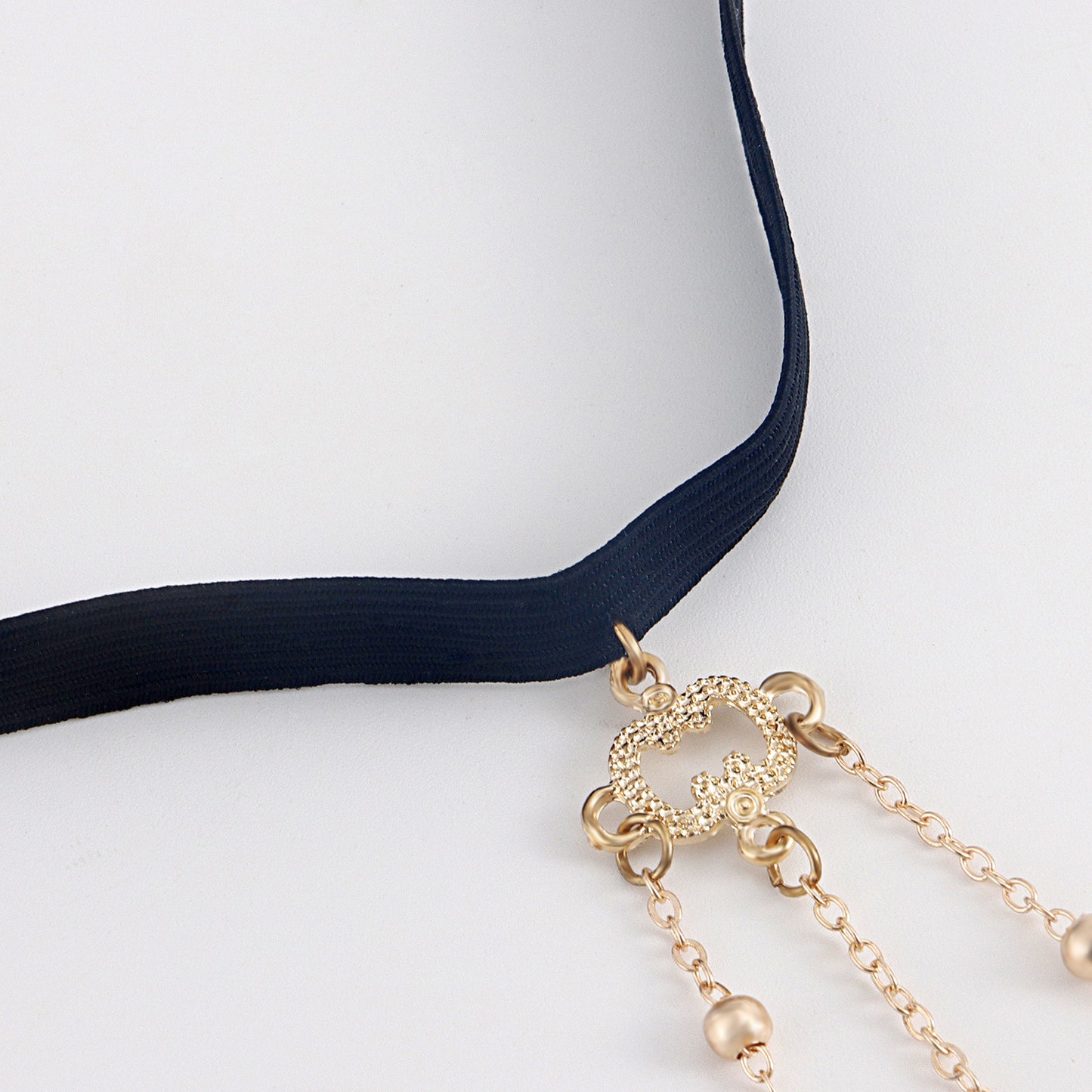 Punk Style Snake Pendant Elastic Beaded Thigh Chain for Women
