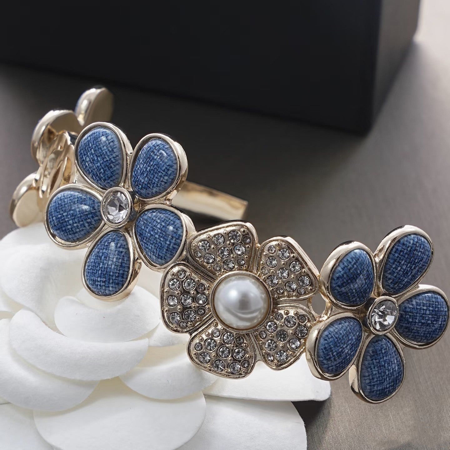 Luxury Gold Plated Brass Camellia Flower Rhinestone Open Cuff Bracelet for Women