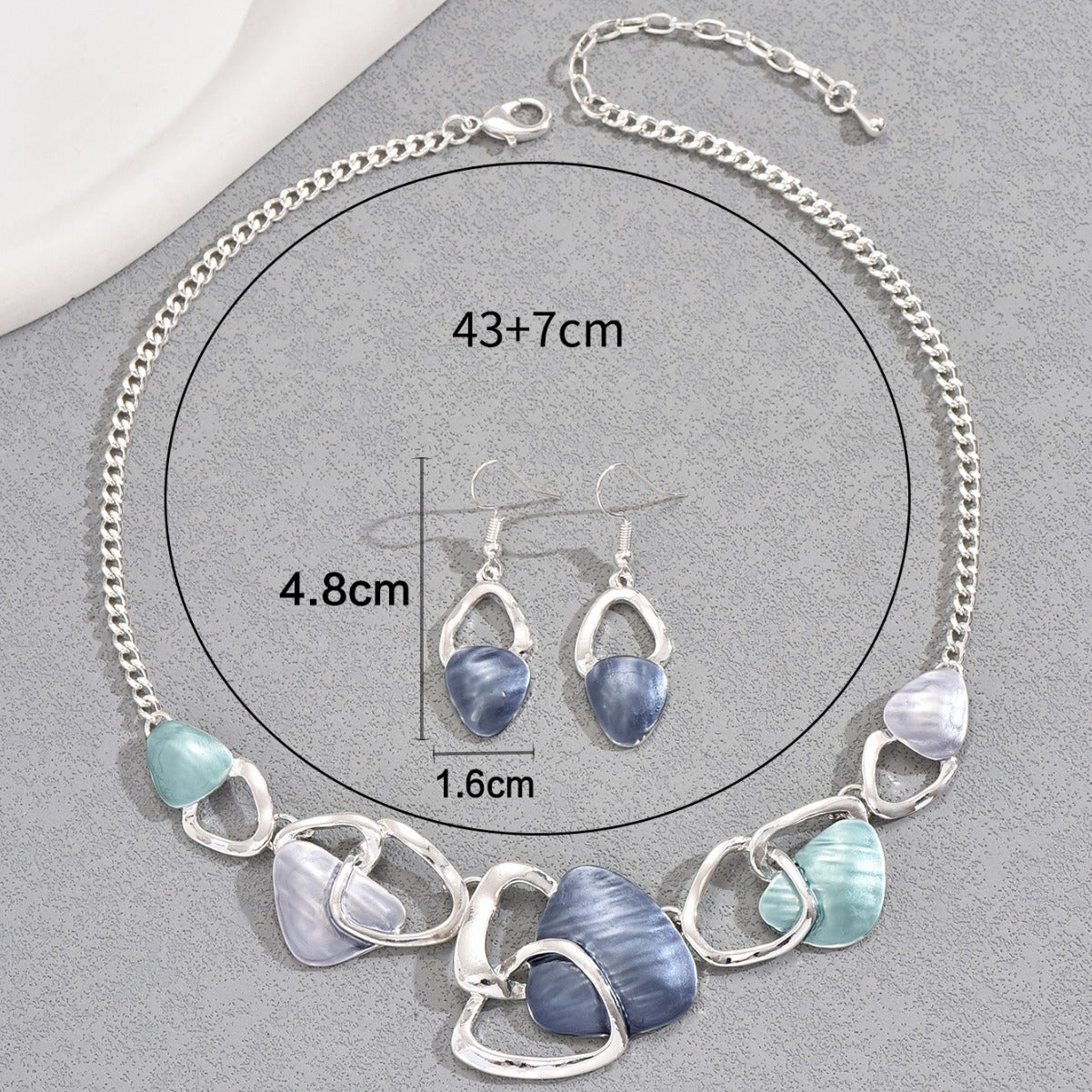 Fashionable OL Style Round Enamel Pendant Necklace and Stud Earrings Set for Women with Irregular Design and Clavicle Chain