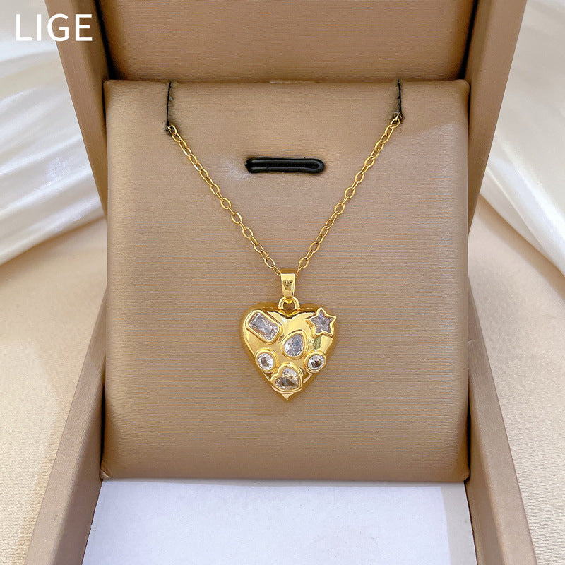 Encantador collar de acero de titanio con forma de corazón y incrustaciones completas de diamantes de imitación para mujer, delicada cadena de clavícula de estilo romántico minimalista.